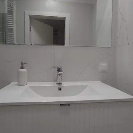 Апартаменти Hygge Apartment, Prywatny Parking *