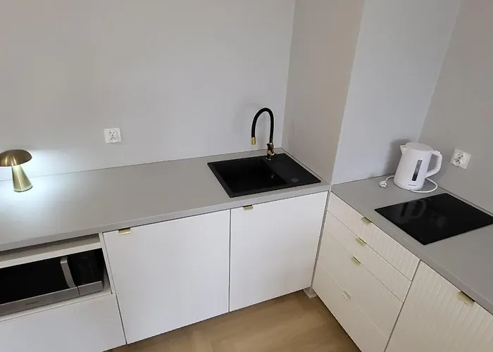 Hygge Apartment, Prywatny Parking Apartman *
